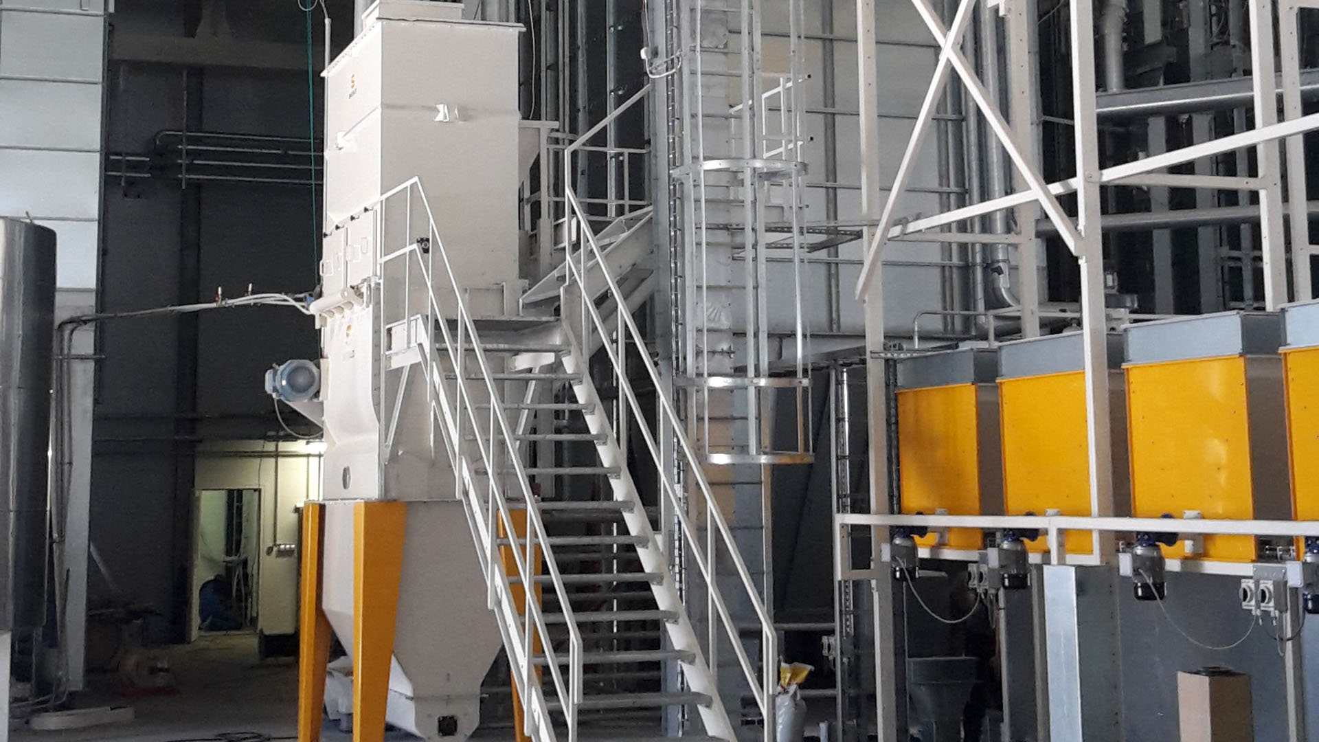 Mezclador por lotes horizontal SKIOLD para una mezcla precisa del alimento 