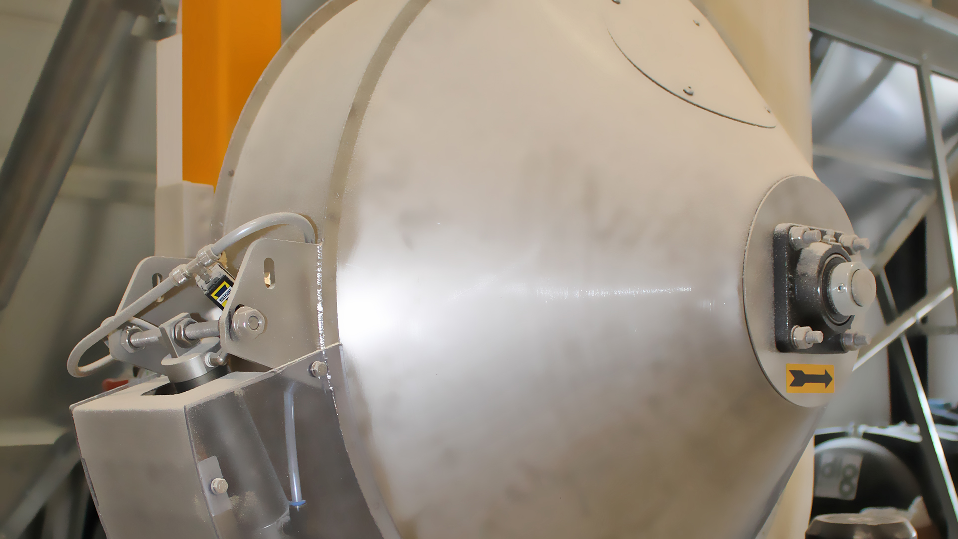 Mezcladores de lotes pequeños de 30 a 50 kg | SKIOLD 